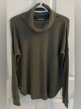 COZY Ten tree long sleeve turtleneck cowl stretchy shirt, treewaffle, green